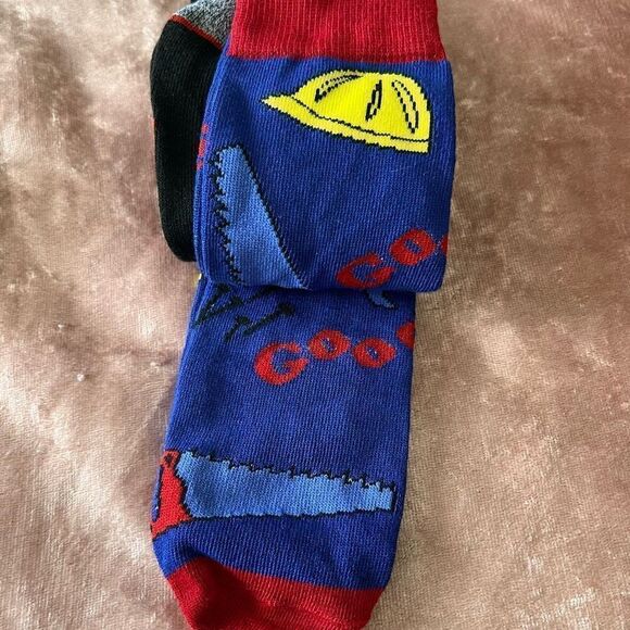 Official CHUCKY Child’s Play crew Socks Adult Horror Movie 8-12 NEW! Set of 2 - Picture 3 of 4